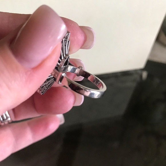 Marquise Brilliant Cut Blue Diamond - Eye catching - Picture 9 of 16